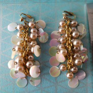 Vtg. 1980's Gold Tone Faux Pearl Iridescent Discs Dangle Clip Earrings